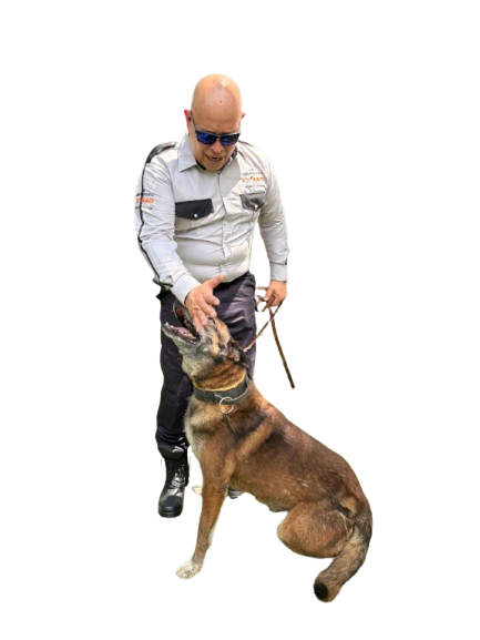 Guardia de Seguridad ISKAD con Unidad Canina